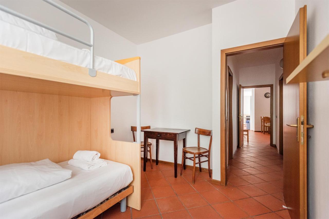 Casa La Torre, The View On The Lake Riva del Garda Bagian luar foto