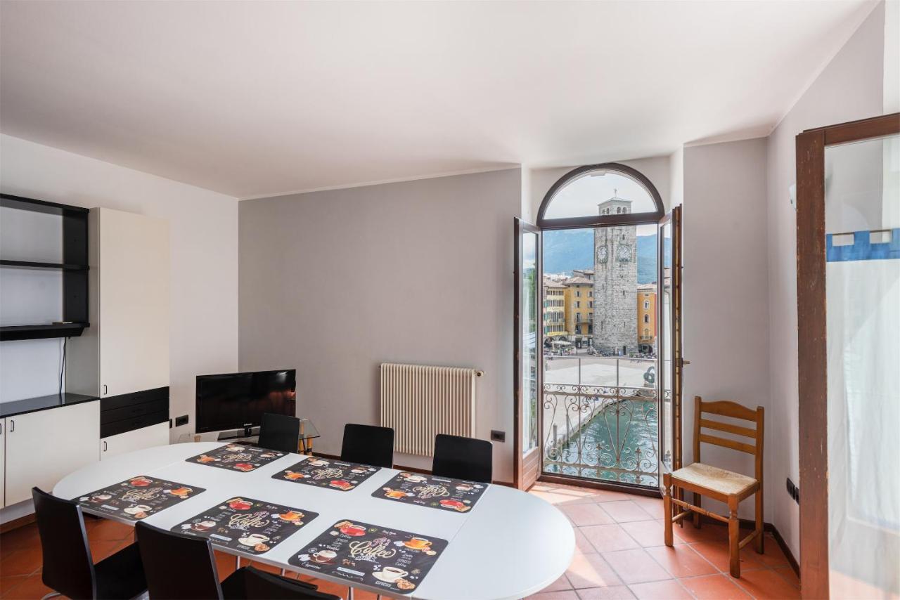 Casa La Torre, The View On The Lake Riva del Garda Bagian luar foto